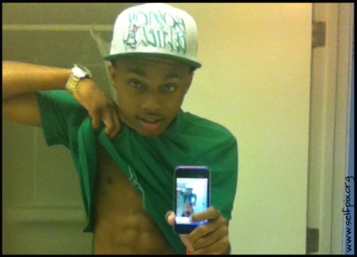 Trever - Black Selfpix